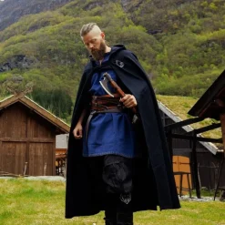 Leonardo Carbone Cape Viking Fenrir, Noire -Vêtements Viking Soldes Magasin cape viking fenrir noire 3