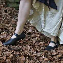 Epic Armoury Chaussures Dames Médiévales Astrid, Noires -Vêtements Viking Soldes Magasin chaussures dames medievales astrid noires 4