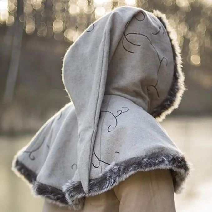 Epic Armoury Hotte Fourrure Gisla, Gris 5 Epic Armoury Hotte Fourrure Gisla, Gris – Image 3