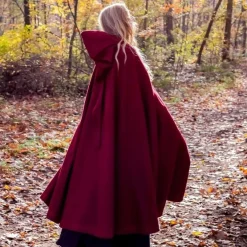 Leonardo Carbone Manteau Brodé Damia Avec Péroné, Rouge -Vêtements Viking Soldes Magasin manteau brode damia avec perone rouge 4