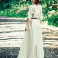 Leonardo Carbone Robe Brida, Naturelle, (début Du) Moyen Age 11 Leonardo Carbone Robe Brida, Naturelle, (début Du) Moyen Age -Vêtements Viking Soldes Magasin robe brida naturelle debut du moyen age 3