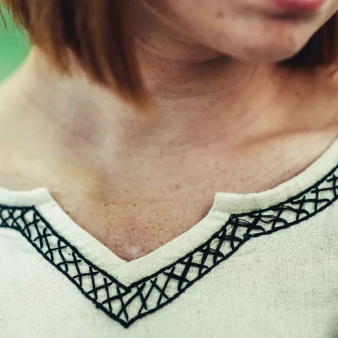 Leonardo Carbone Robe Médiévale Ancienne Aelswith, Naturelle 6 Leonardo Carbone Robe Médiévale Ancienne Aelswith, Naturelle – Image 4