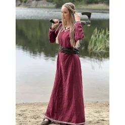 Leonardo Carbone Robe Médiévale Précoce Aelswith, Rouge -Vêtements Viking Soldes Magasin robe medievale precoce aelswith rouge 4
