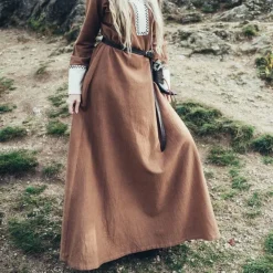 Leonardo Carbone Robe Viking Lagertha, Sable -Vêtements Viking Soldes Magasin robe viking lagertha sable 4