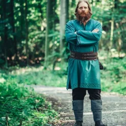 Leonardo Carbone Tunique Brodée Thorgrim, Verte -Vêtements Viking Soldes Magasin tunique brodee thorgrim verte 3
