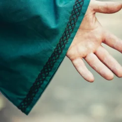 Leonardo Carbone Tunique Brodée Thorgrim, Verte -Vêtements Viking Soldes Magasin tunique brodee thorgrim verte 5