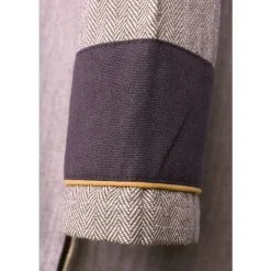 Tunique Thorsberg Motif à Chevrons, Marron 11 Tunique Thorsberg Motif à Chevrons, Marron -Vêtements Viking Soldes Magasin tunique thorsberg motif a chevrons marron 3