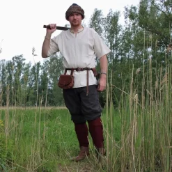 Leonardo Carbone Tunique Uhtred, Crème -Vêtements Viking Soldes Magasin tunique uhtred creme 5