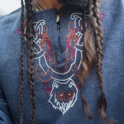 Leonardo Carbone Tunique Viking Loup Fenrir, Bleu-gris 9 Leonardo Carbone Tunique Viking Loup Fenrir, Bleu-gris -Vêtements Viking Soldes Magasin tunique viking loup fenrir bleu gris 1