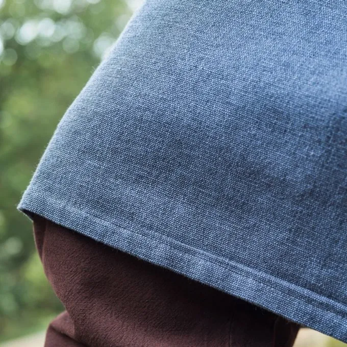 Leonardo Carbone Tunique Viking Loup Fenrir, Bleu-gris 6 Leonardo Carbone Tunique Viking Loup Fenrir, Bleu-gris – Image 4