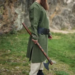 Leonardo Carbone Tunique Viking Loup Fenrir, Vert 10 Leonardo Carbone Tunique Viking Loup Fenrir, Vert -Vêtements Viking Soldes Magasin tunique viking loup fenrir vert 2