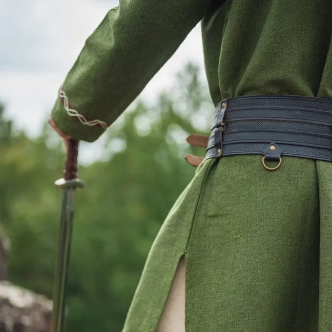 Leonardo Carbone Tunique Viking Loup Fenrir, Vert 7 Leonardo Carbone Tunique Viking Loup Fenrir, Vert – Image 5