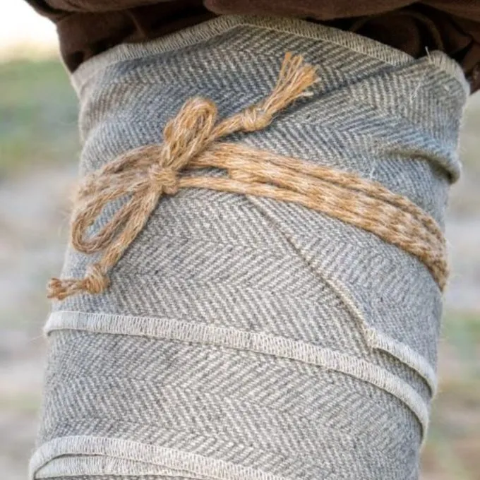 Epic Armoury Viking Winingas Herringbone Motif, Gris Clair 6 Epic Armoury Viking Winingas Herringbone Motif, Gris Clair – Image 4